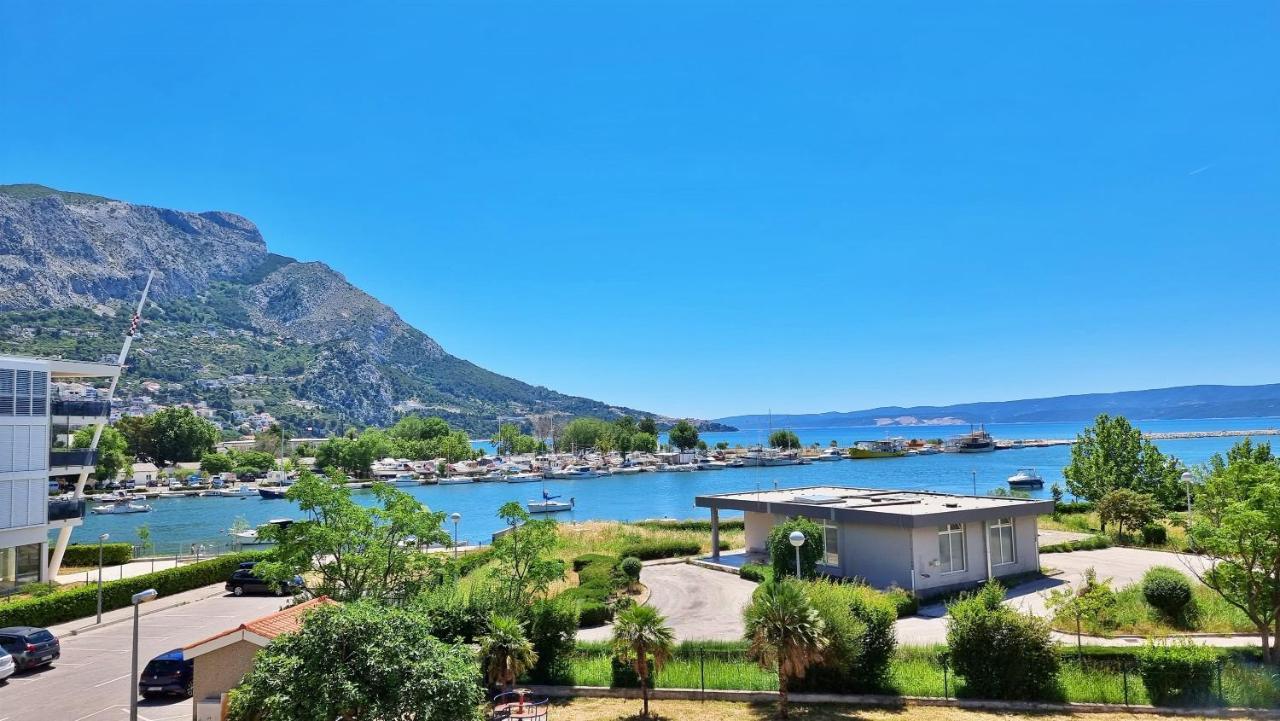 Apartment Cesarica Omis Exterior photo